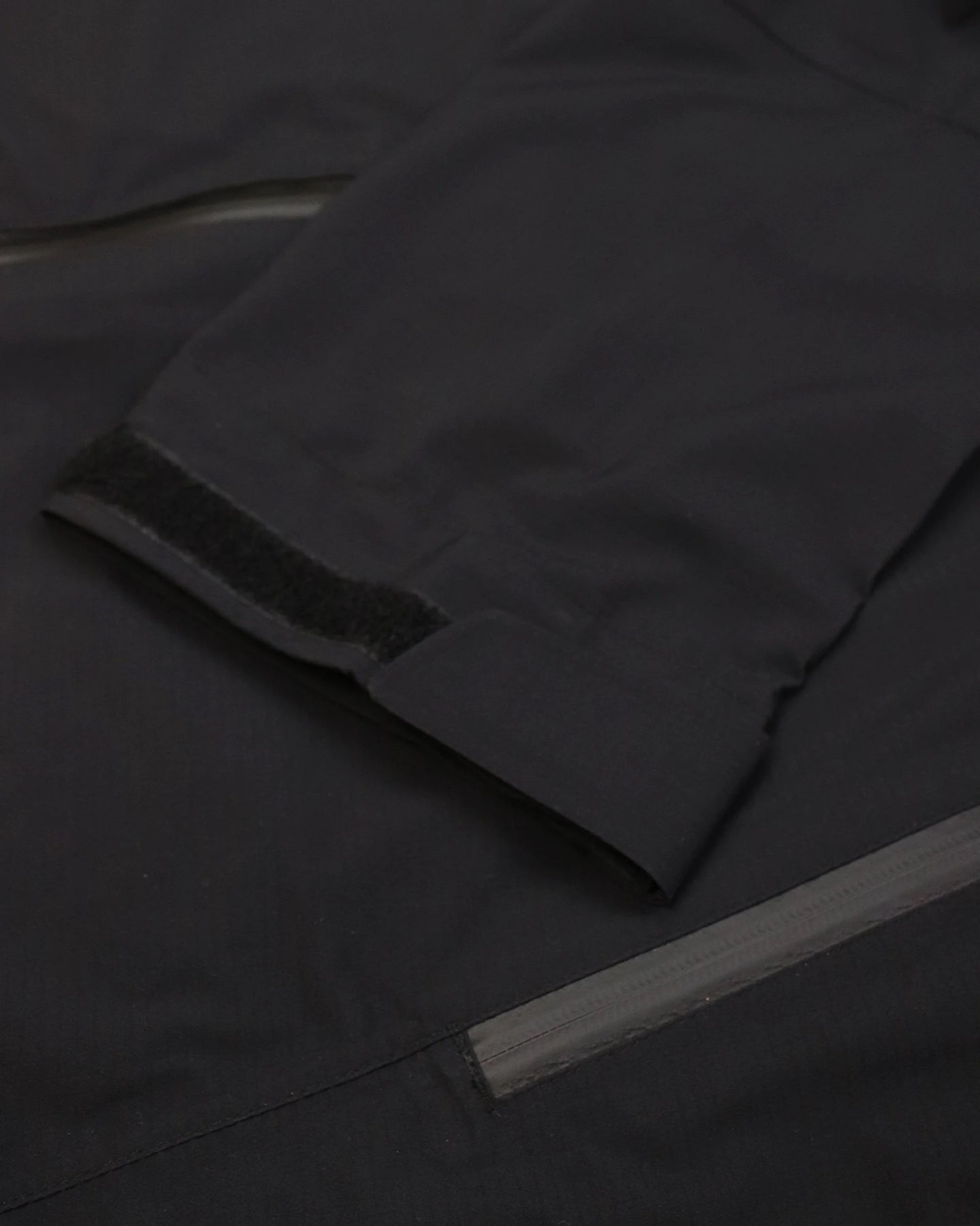 ARKTIS A404 STEALTH JACKET - BLACK